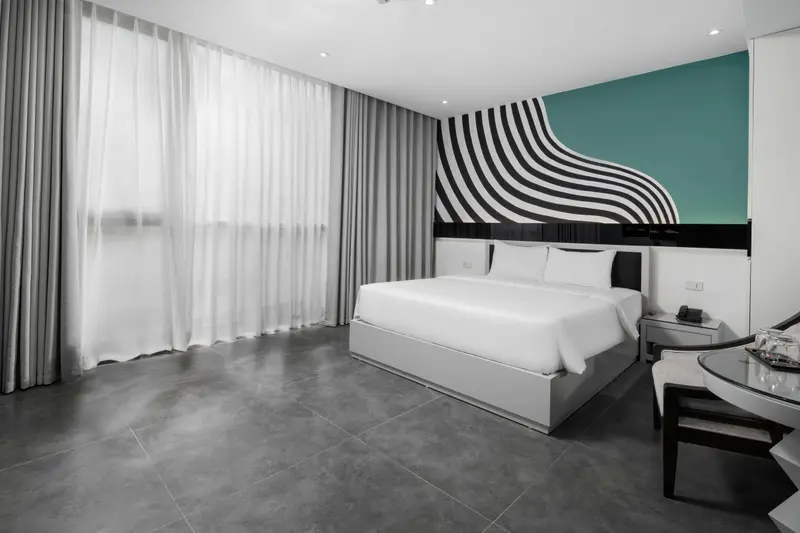601 Lagoon 1