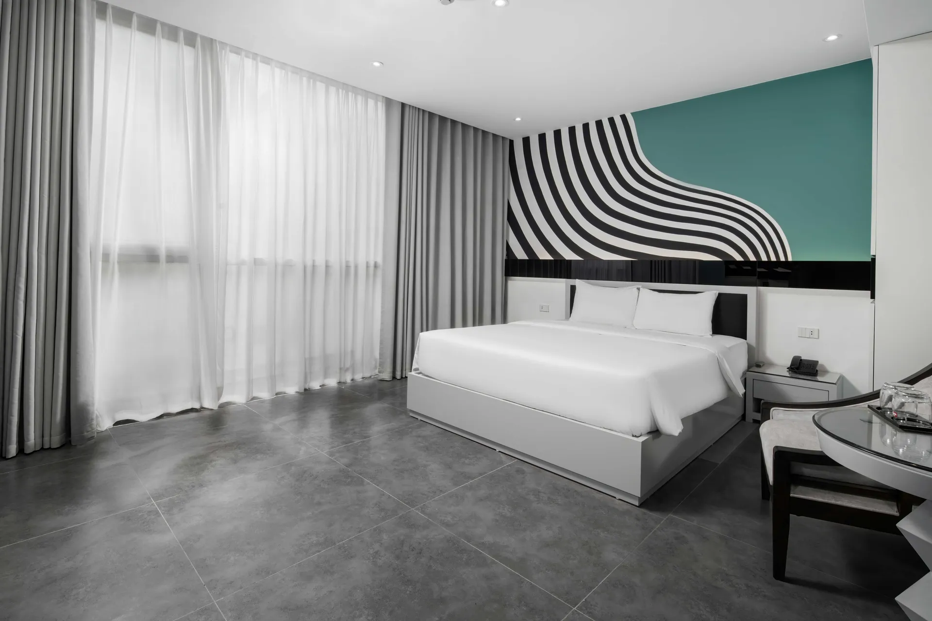 601 Lagoon 1
