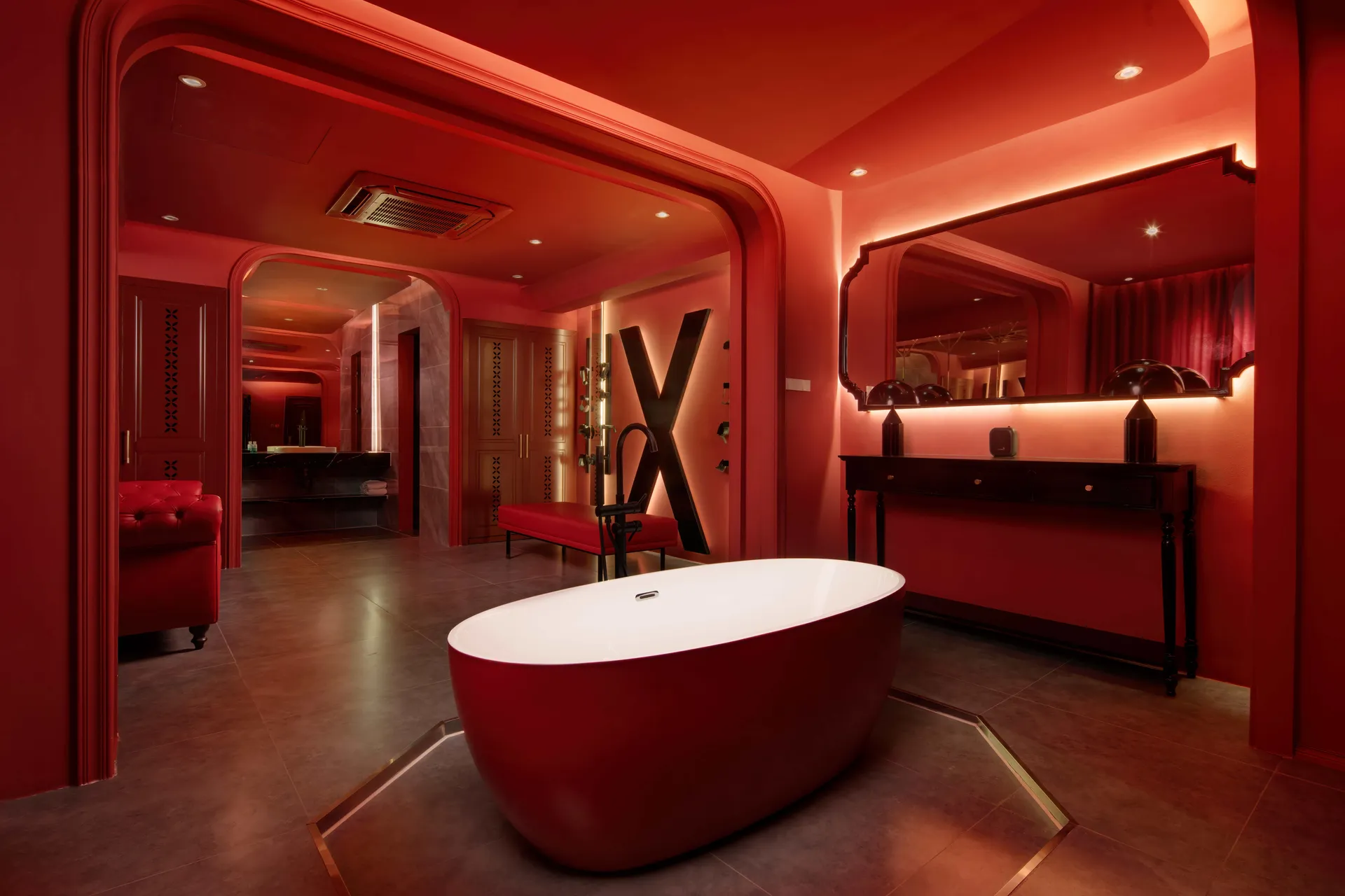 Crimson Suite 1
