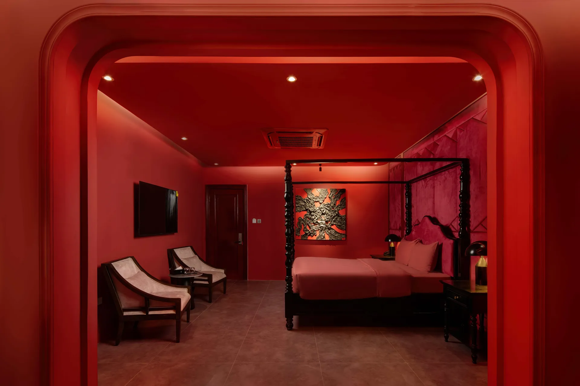 Crimson Suite 2
