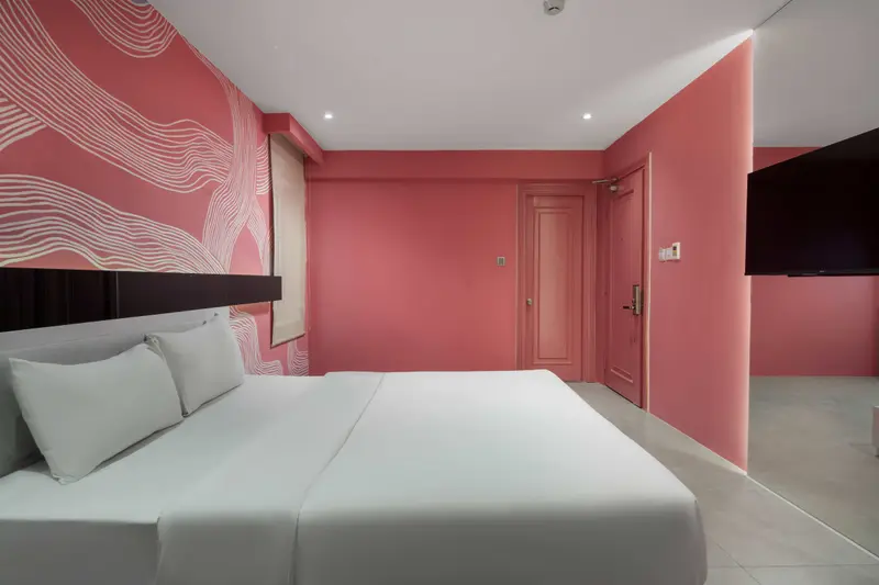 702 Coral 2